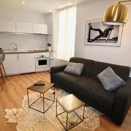 Lovely Apartment Heart Of Golden Square Fiber Wifi Niza Exterior foto