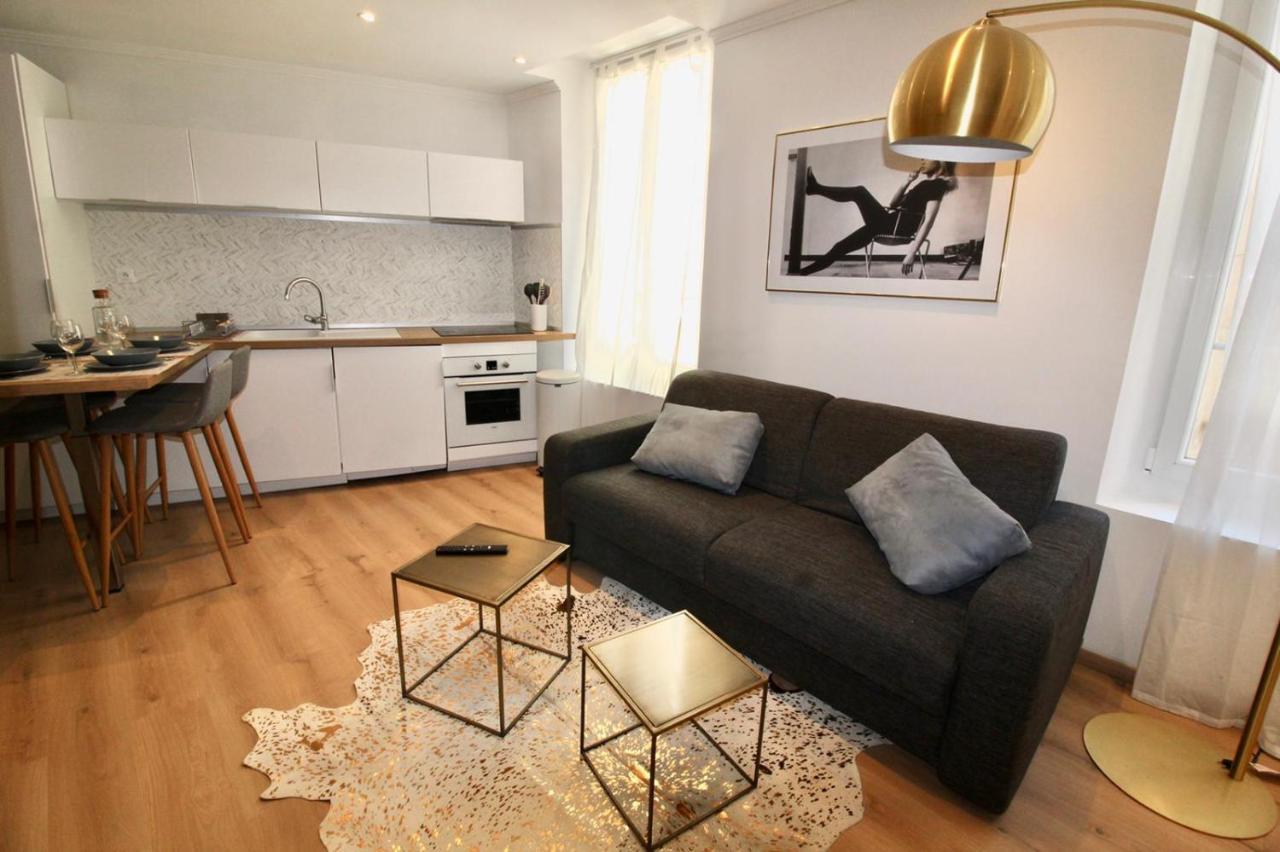 Lovely Apartment Heart Of Golden Square Fiber Wifi Niza Exterior foto